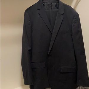 Bonobos Men’s Charcoal suit
